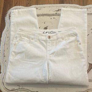 INC Skinny Leg Curvy Crop Mid Rise Jeans Size 2